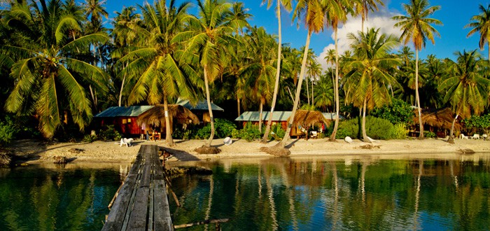 Vacances de rêve type Robinsonade sur l'île d'Ahe en Polynésie française
